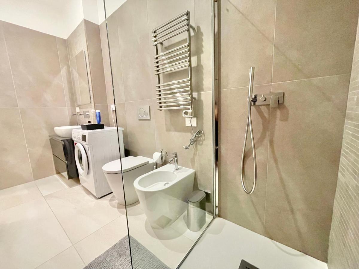 Idylle Double Suite Apartment Duomo Milan Bagian luar foto