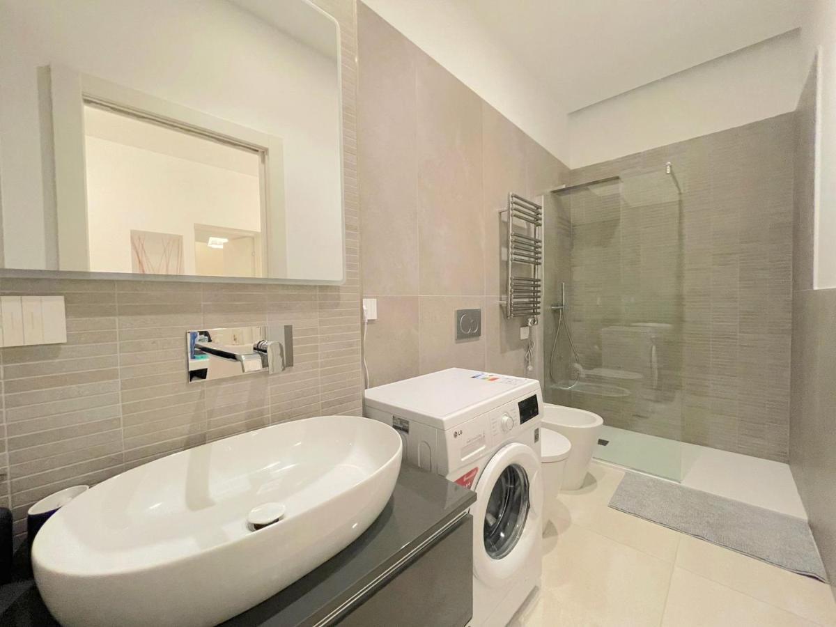 Idylle Double Suite Apartment Duomo Milan Bagian luar foto
